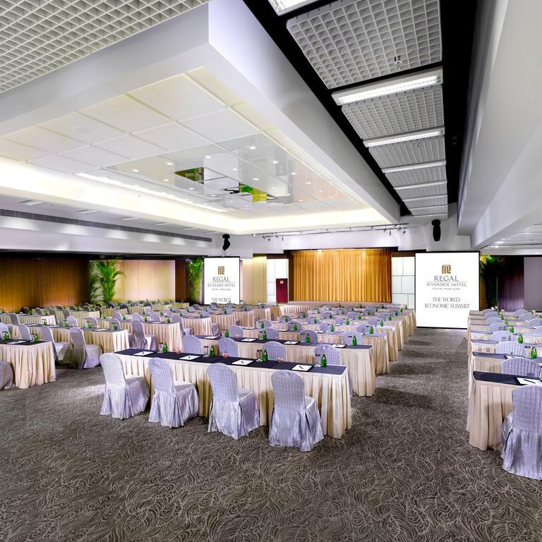 Regal Riverside Hotel