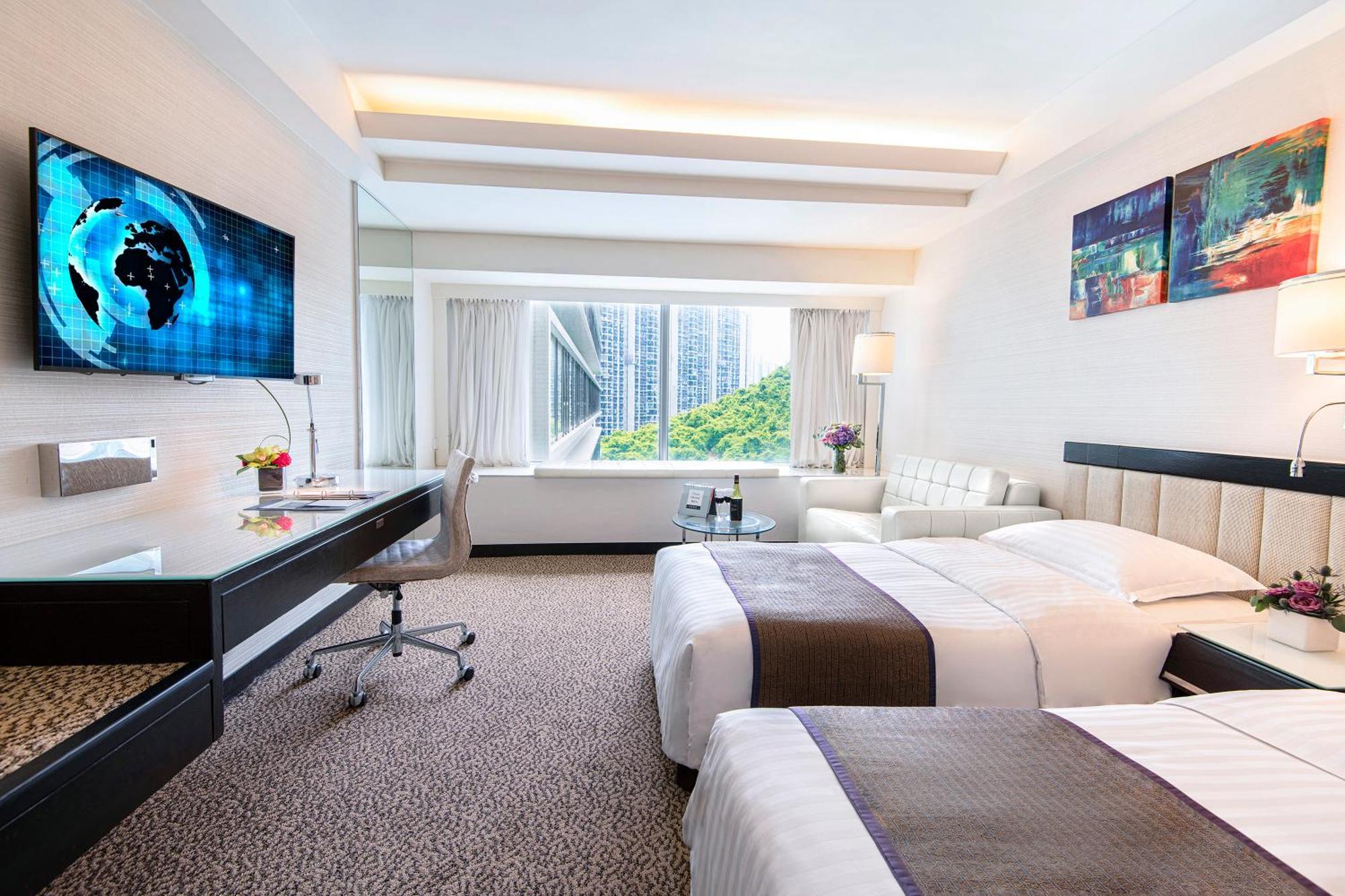 Khách sạn Regal Riverside