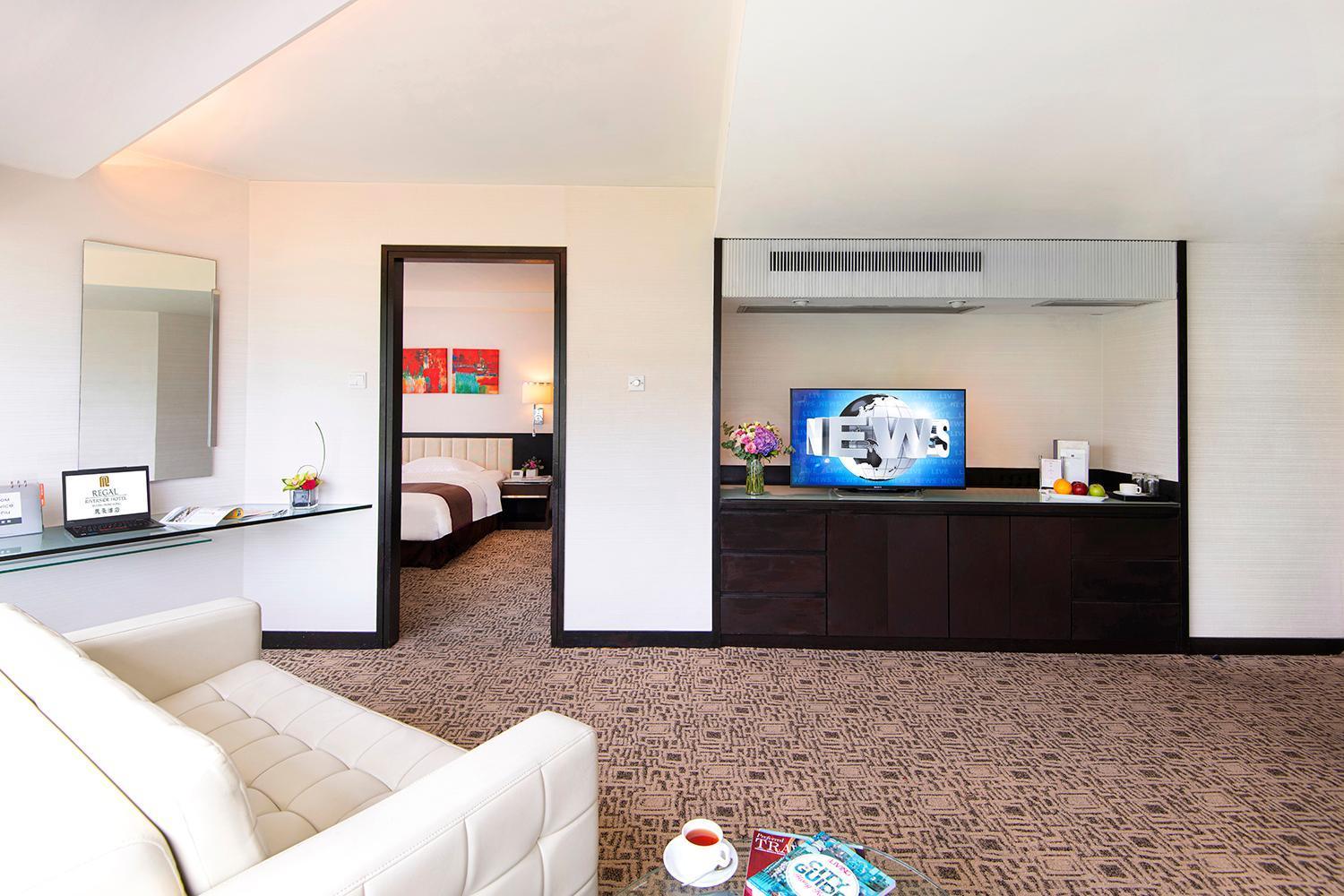 Regal Riverside 4*